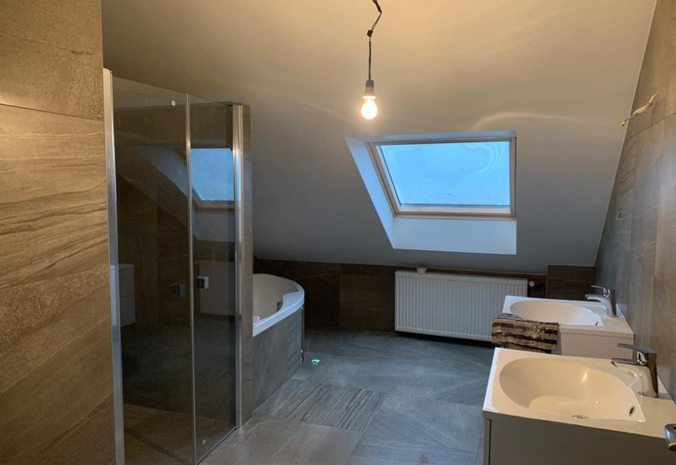 rekonstrukce a interiérové práce Olomo